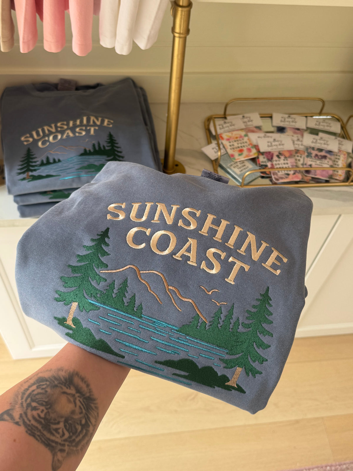 Sunshine Coast Embroidered Vintage Style Crewneck